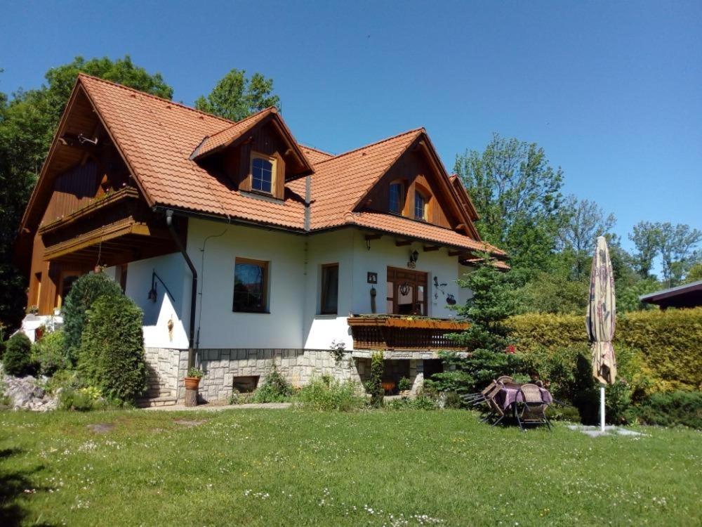 Privát U čápů V Beskydech Appartamento